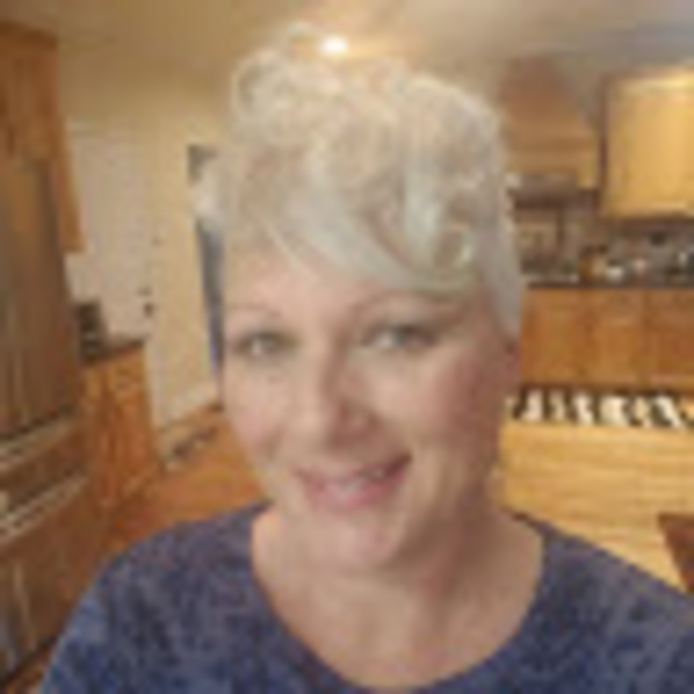 Meet your Posher, Doniece